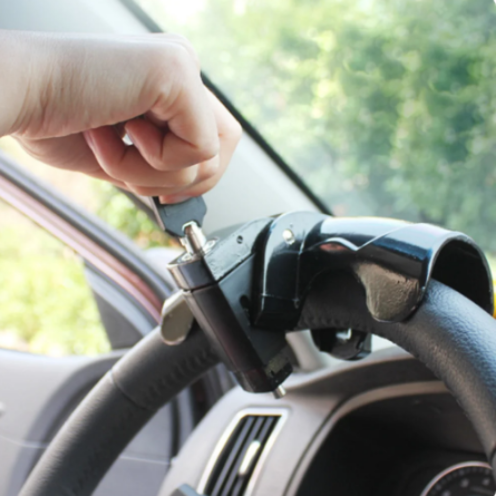 Traba de volante antirrobo con llaves